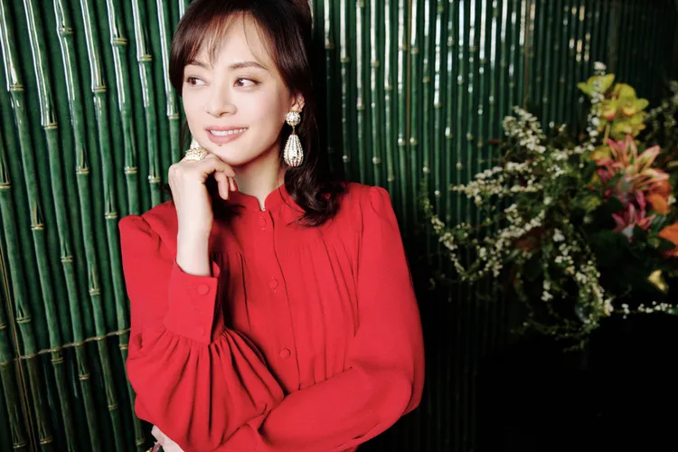 孫儷近日因《甄嬛傳》頻頻成為話題人物。品牌提供
