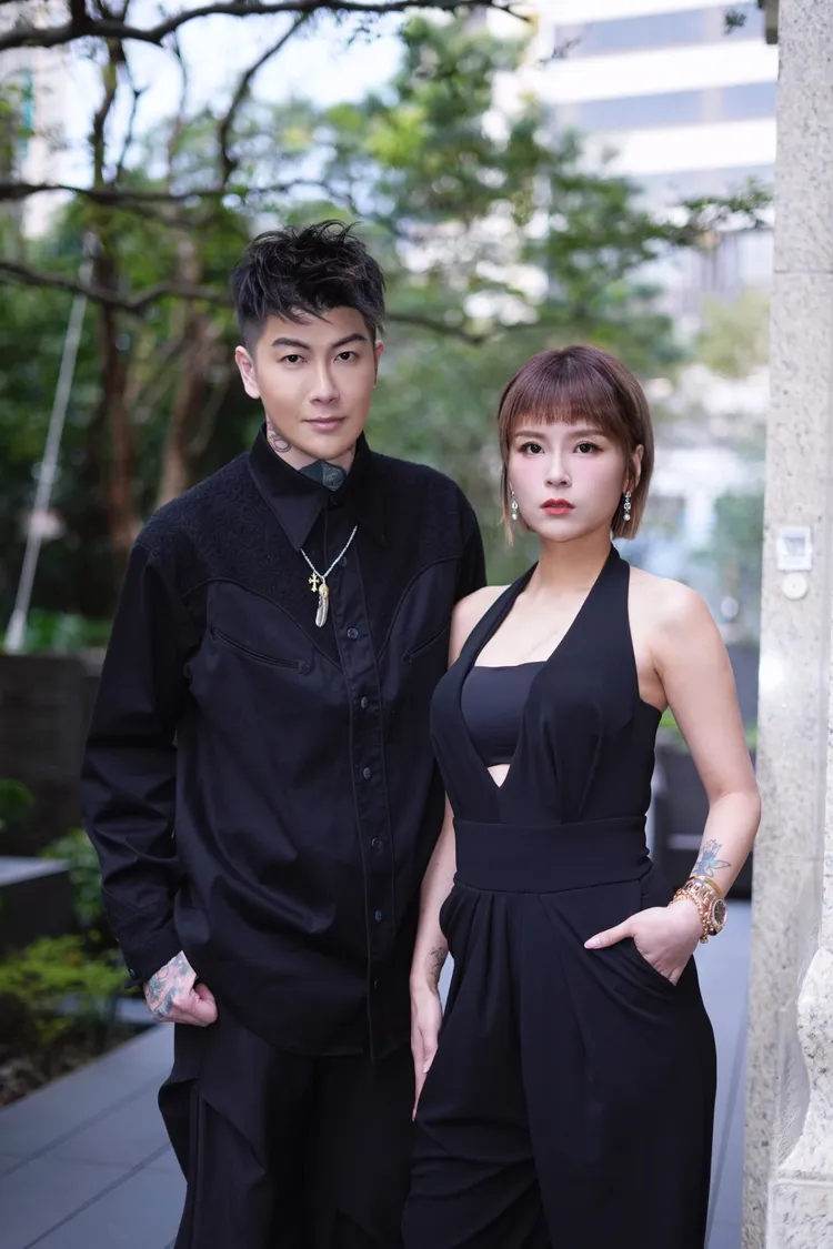 丟丟妹（右）和男友Tommy交往至今1年，打破外界的不看好。彭欣偉攝