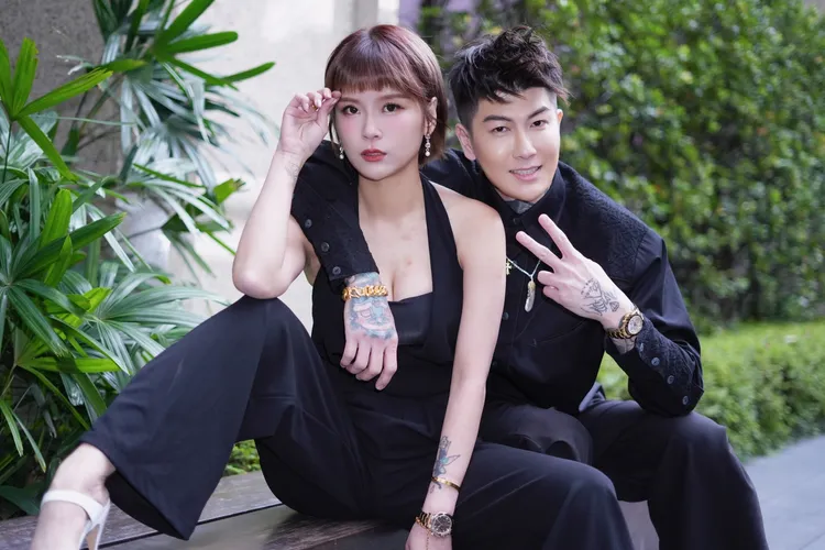 即使男方家長催婚，但丟丟妹（左）和男友Tommy目前沒有結婚打算。彭欣偉攝