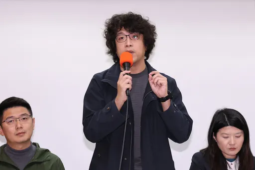 王鴻薇爆「國家100億預算赫見黑熊」　沈伯洋回應了