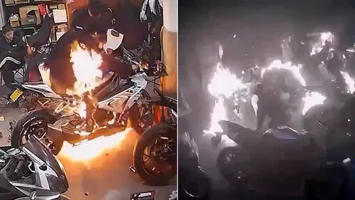 警世影片|催油门引爆机车起火 车行「这样灭火」把店烧了