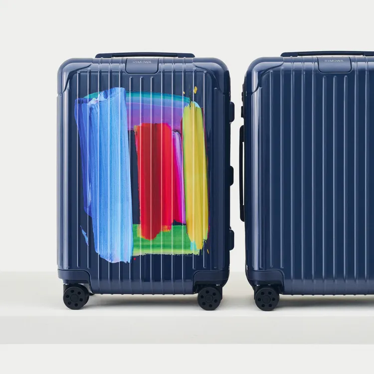 RIMOWA攜手藝術家推出Essential Cabin Threshold，4萬8800元。品牌提供