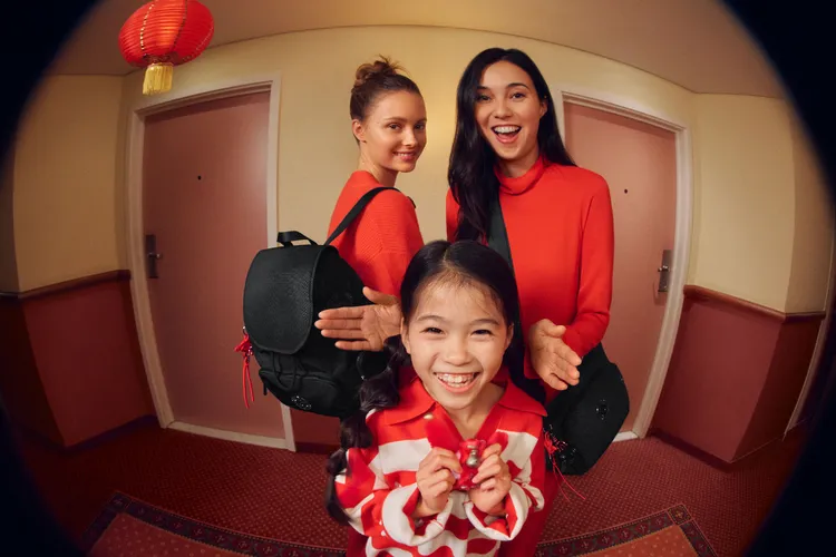 Kipling猴哩大福大貴系列「蛇麼包」- CITY ZIP S、 GABB S，美觀時尚超開運。