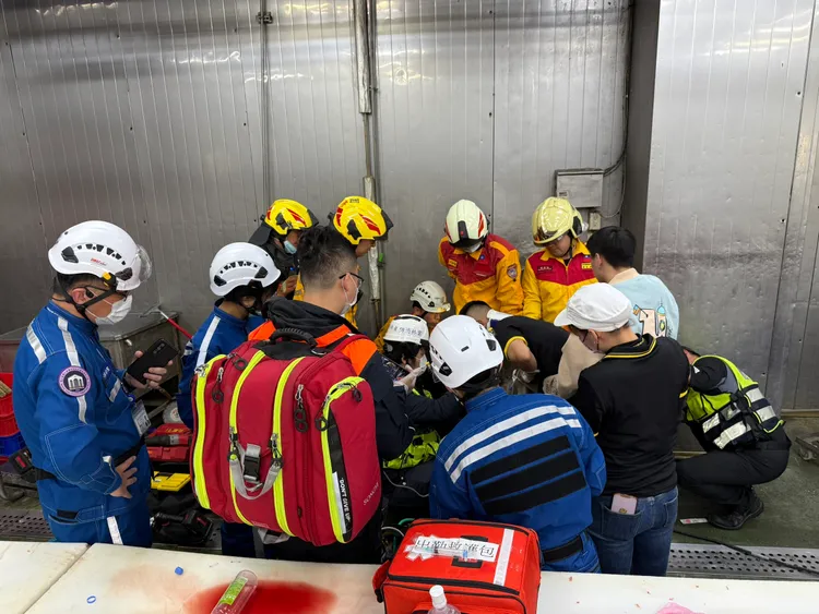 雲林縣消防局啟動醫消聯防機制全力救援。雲林縣消防局提供