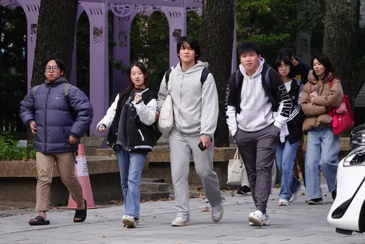 學測數學B參考解答來了 補教名師說題型輕鬆!五標有望提升