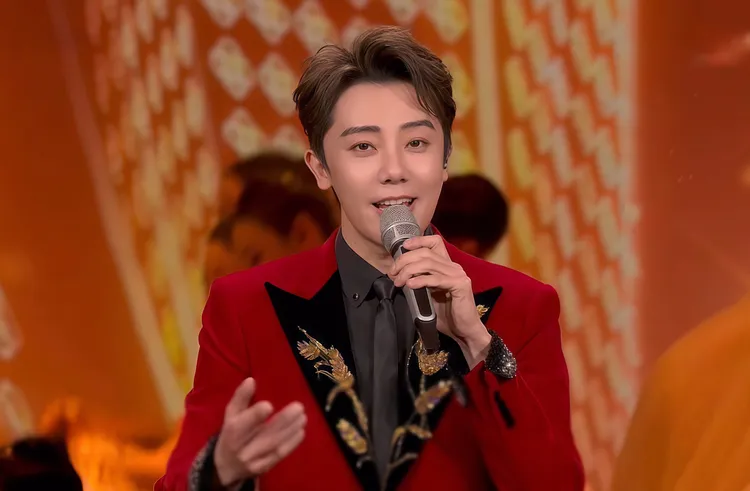 羅嘉豪首登春晚演出，直呼夢想成真。圖／超級娛樂提供