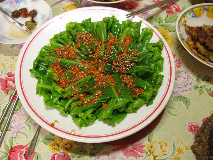 山蘇雖然營養美味，但民俗專家認為最好不要在年夜飯上桌，以免「三輸」觸霉頭。翻攝「原住民族農產業主題館」