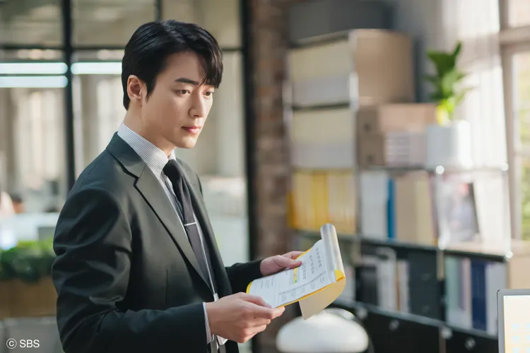 《我的完美秘書》李浚赫人氣再攀升，拿下最新戲劇話題演員冠軍。Hami Video提供