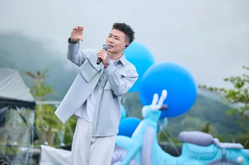 蕭秉治《一路向東》電音開趴　見台下一物嗨喊：勝利人生