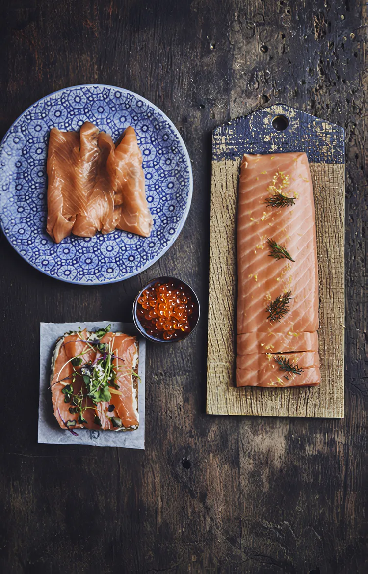 煙燻鮭魚菲力推薦價1320元/包。業者提供