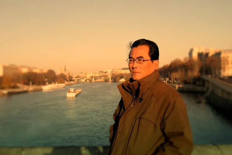 定居台南的政論漫畫家魚夫辭世。取自魚夫臉書