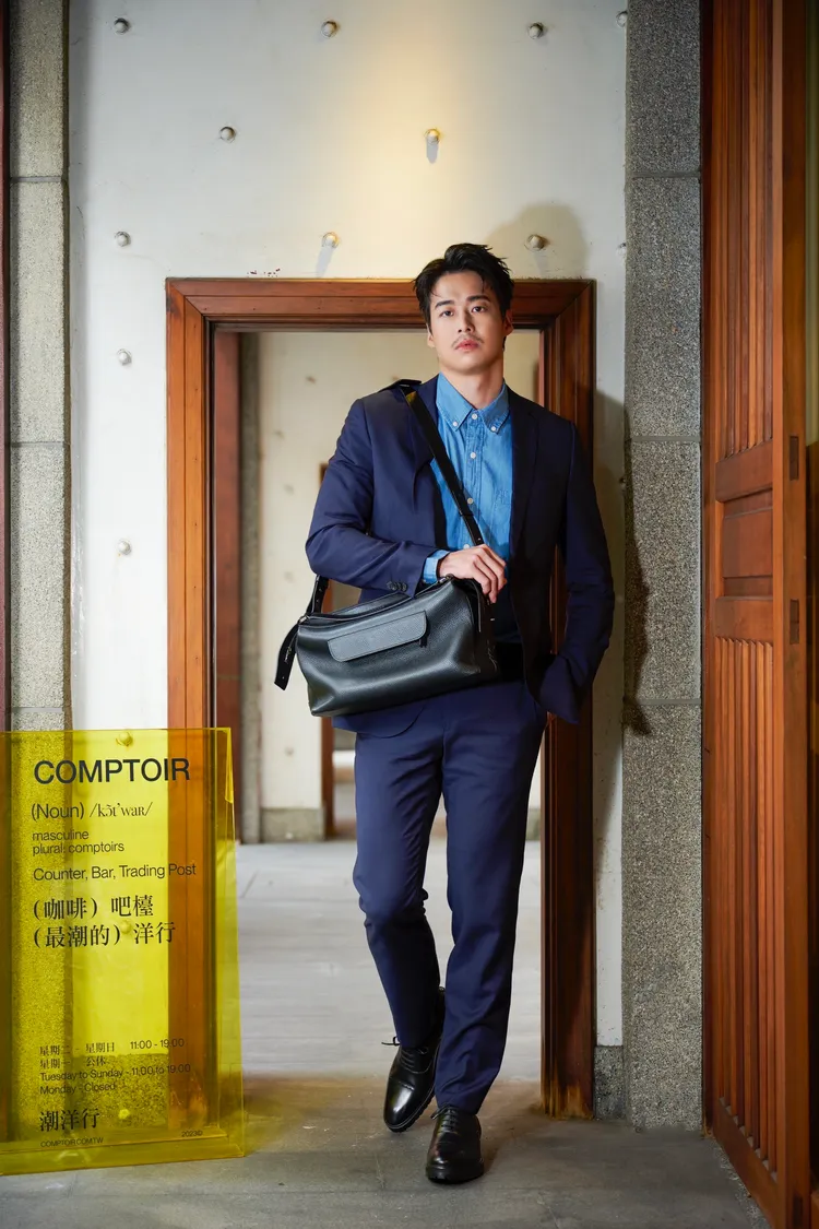 林敬倫自爆近1年多是靠著業配、教課維生。潮洋行提供