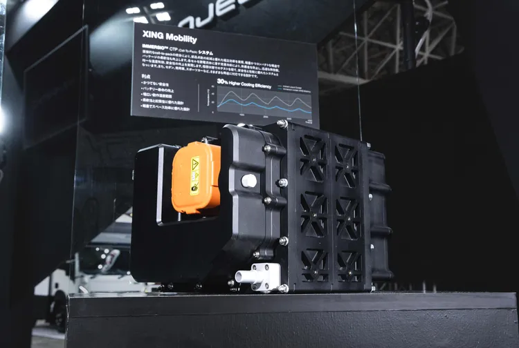 全新概念純電跑車Project V採用行競科技為其量身打造的IMMERSIO CTP無模組浸沒式冷卻電池系統，從輕量化、性能乃至安全性皆展現強烈企圖心，助Caterham在電動轉型之路持續創新。業者提供