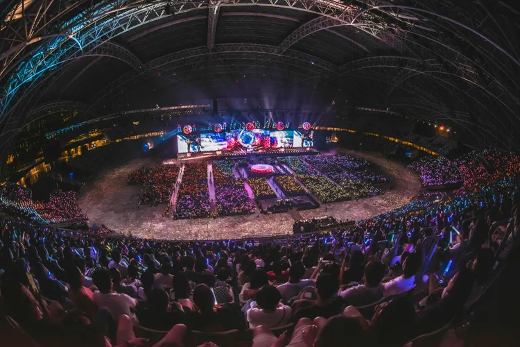 五月天實現與新加坡粉絲每年一約的約定。圖／相信音樂提供