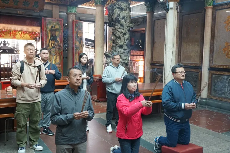 香山高中為考生祈福。新竹市府提供