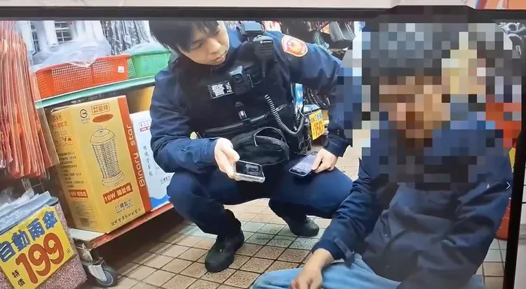 警方抵達就聞到徐男身上濃濃的酒味。翻攝畫面