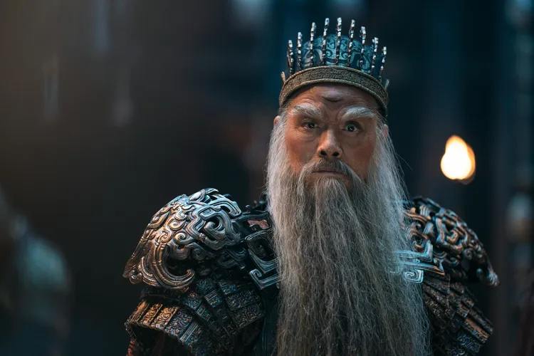 由吳興國飾演的聞仲，將在《封神第二部》中幫助紂王攻打西崎。鴻聯國際提供