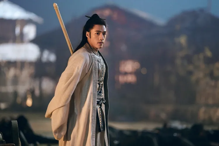 此沙飾演的楊戩在《封神第二部》中展現出更高強的「五行遁術」，幫助西崎大軍迎戰。鴻聯國際提供