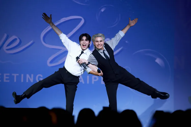 Peat（左）、Fort見面會上互動親密。D-SHOW提供