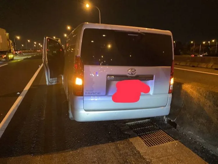 肇事廂型車。民眾提供