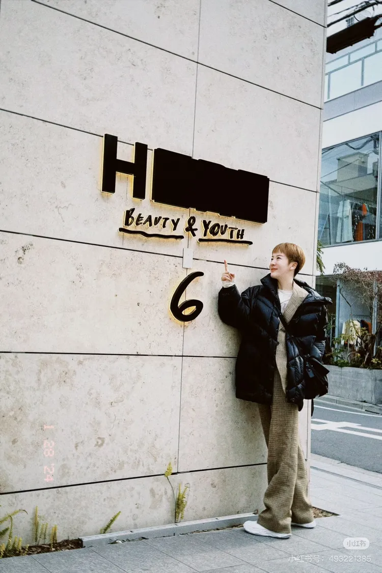 徐以若曾帶過趙露思。翻攝look-crystal微博