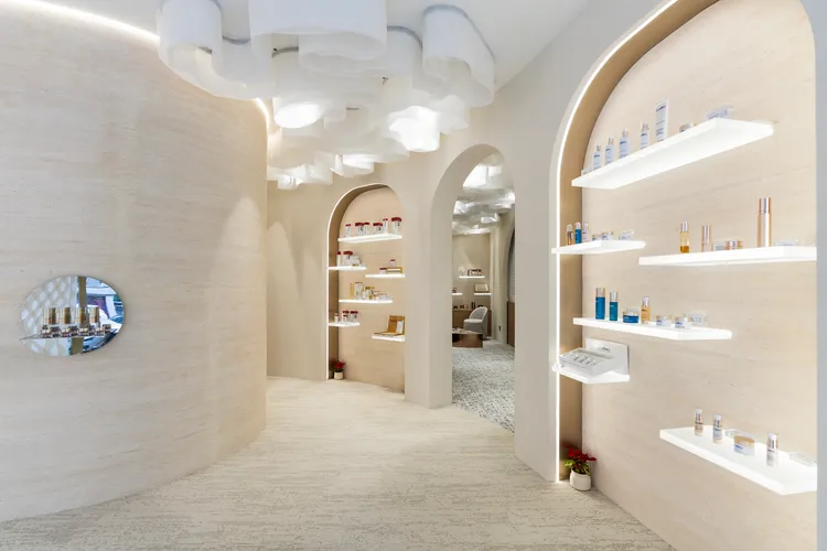 晴川之秘在東區打造全新複合式品牌旗艦店。品牌提供