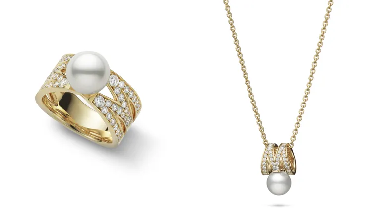 MIKIMOTO Signature珍珠鑽戒（左）32萬9000元、Signature珍珠鑲鑽墜鍊（右）21萬5000元。品牌提供