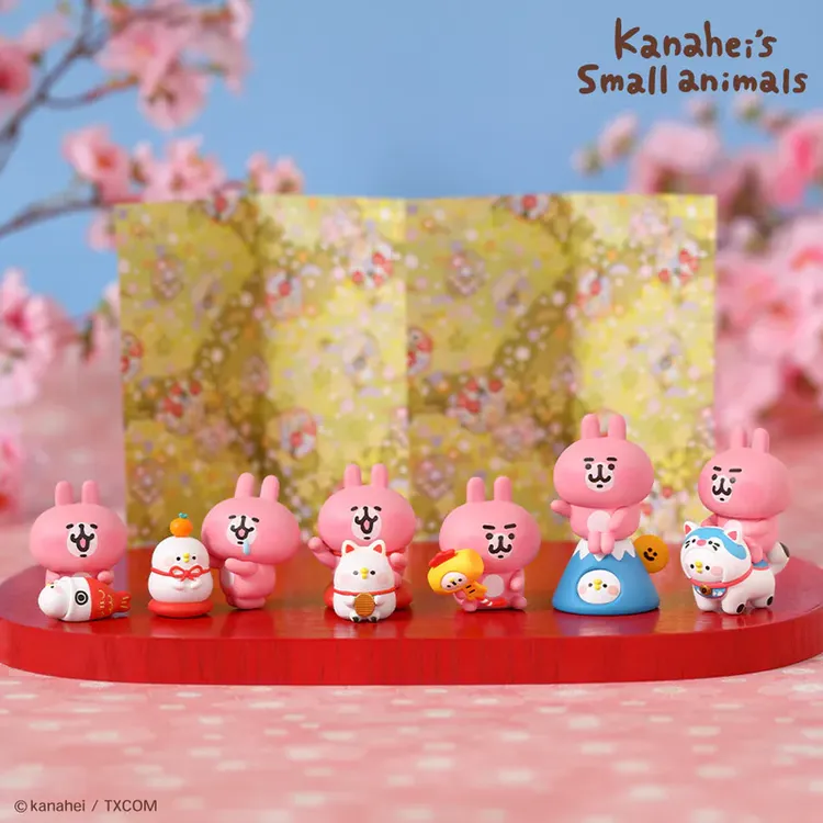 卡娜赫拉的小動物緣起物 (盲盒)
售價280元
緣起物寓意著招來好運氣！這次看看卡娜赫拉粉紅兔兔和P助超萌變身，富士山、犬張子、萬寶槌、鯉魚旗、招財貓、鏡餅充滿日式元素，好運悄悄來臨。業者提供