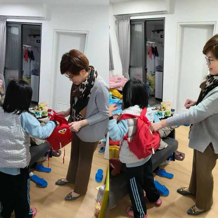 除了保暖衣物外，警員張雅雁還準備了可愛的Elmo背包送給女童。警方提供