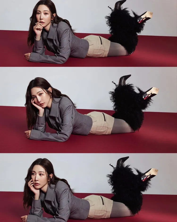 曾莞婷以短褲配上絲襪曬出修長美腿。品牌提供