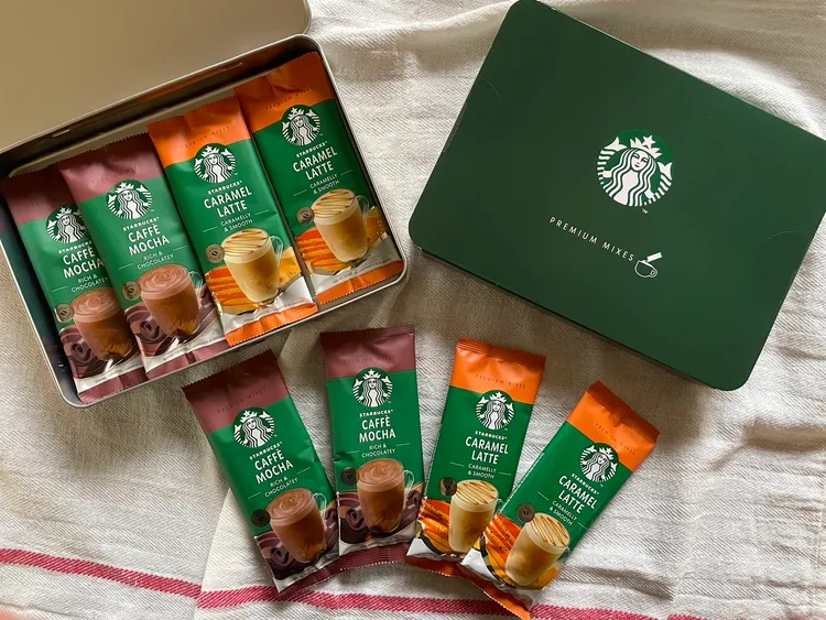 人妻看好公公愛喝咖啡，於是準備知名品牌星巴克家享咖啡禮盒，喝得到宛如門市現沖般的經典美味。翻攝自「momo網購好物交流」