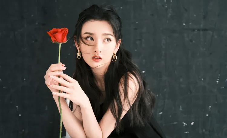 宋祖兒因稅務風波仍在沉潛中。翻攝宋祖兒工作室微博