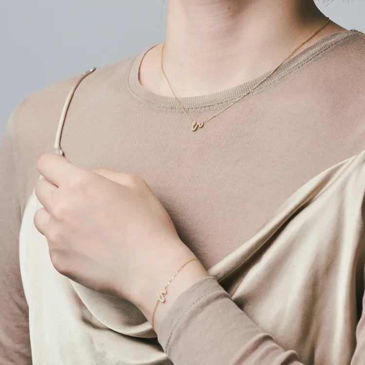 鑽石系列以K10×鑽石0.08ct製成。品牌提供