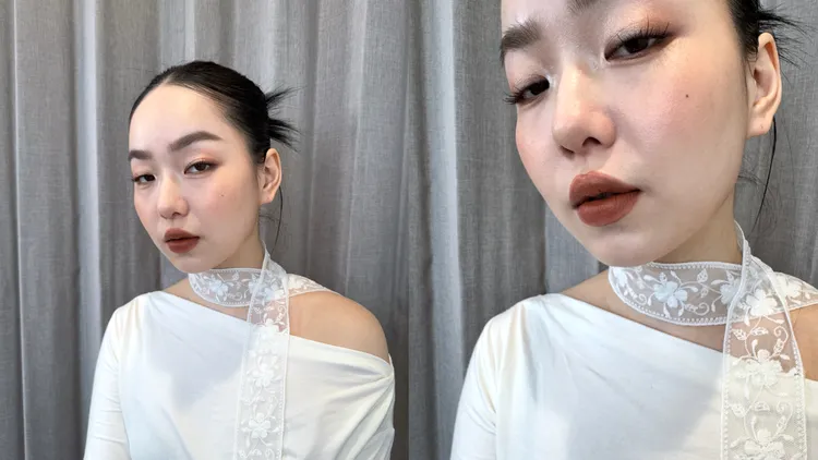 Model示範M.A.C嗜裸成癮絲柔粉霧唇釉#951疊搽MACximal極自我柔霧唇膏#685