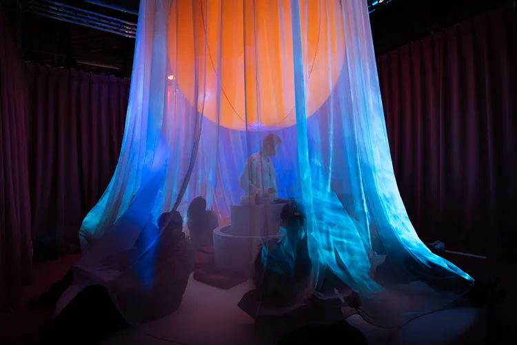 心跳澡堂。品牌提供