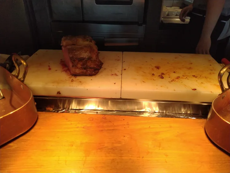 衛生局採樣環境檢體，檢驗結果最快1至2週後出爐。台北市衛生局提供