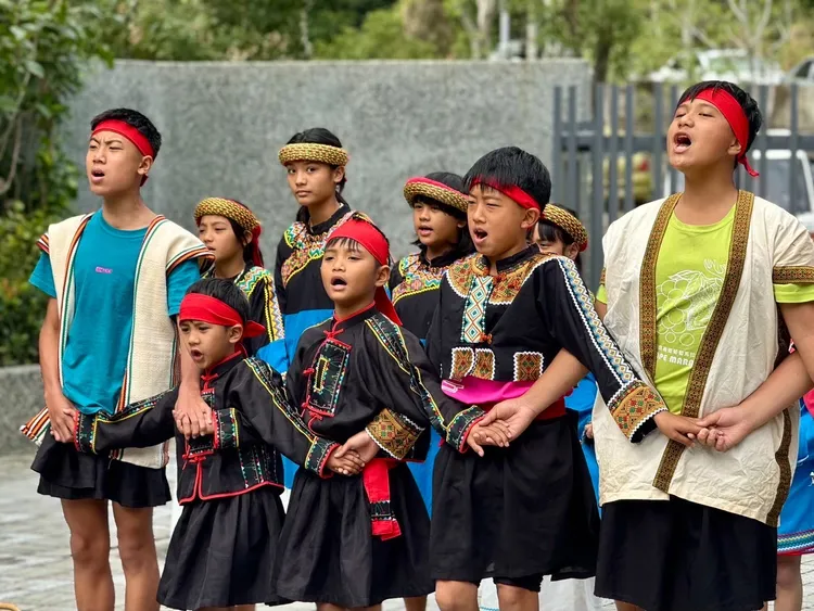 春節期間布農歌謠演出及布農原創市集將會驚喜現身紅葉谷。業者提供