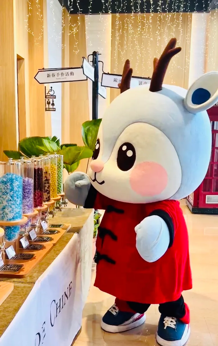 雲品吉祥物DiDi將於新春期間現身與住客一起同樂。業者提供