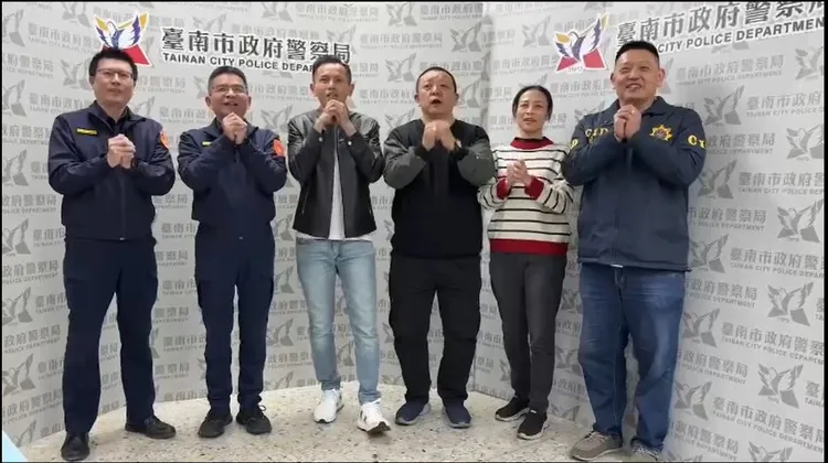 防搶演練過程拍成影片，透過警分局臉書、網紅社群平台發布，提高點閱及宣傳效果。警方提供