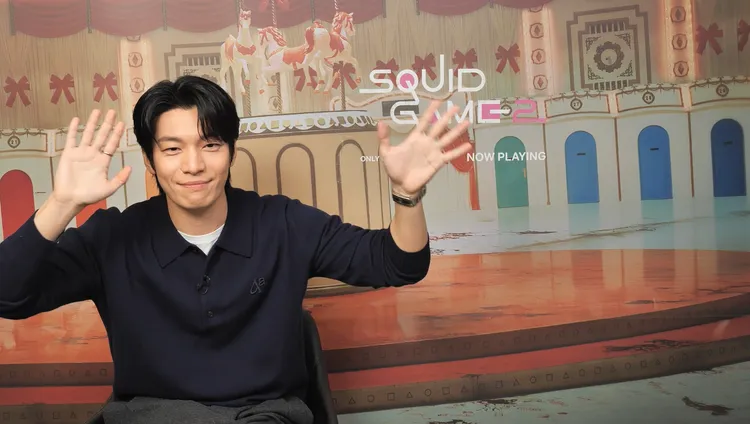 魏嘏雋第1、2季都沒跟參賽者一起拍攝，但他不覺得孤單。Netflix提供