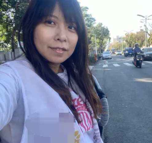 「春福」共同創辦人王怡靜是自學團學生家長，長期投身環境議題及人權議題、尤其關注白色恐怖時期歷史脈絡。「春福」提供