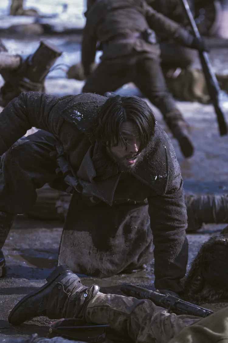 玄彬飾演民族英雄安重根。網銀國際提供