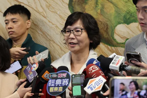 找黃國昌直球對決？蔡壁如突現身黨代表大會　她這樣回應