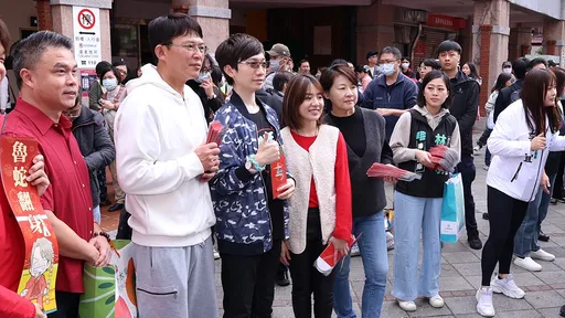 「黃國昌怎不出來咆哮」 林楚茵揭吳春城1年狂撈標案這麼多錢