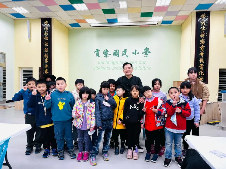 田定豐前進校園，用美味料理征服師生。唱戲世界娛樂提供
