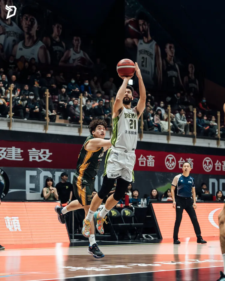 簡浩透露他的角色就是上場穩定球隊的節奏。夢想家提供