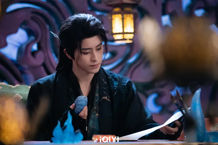 敖瑞鵬扮相帥氣。iQIYI愛奇藝國際版