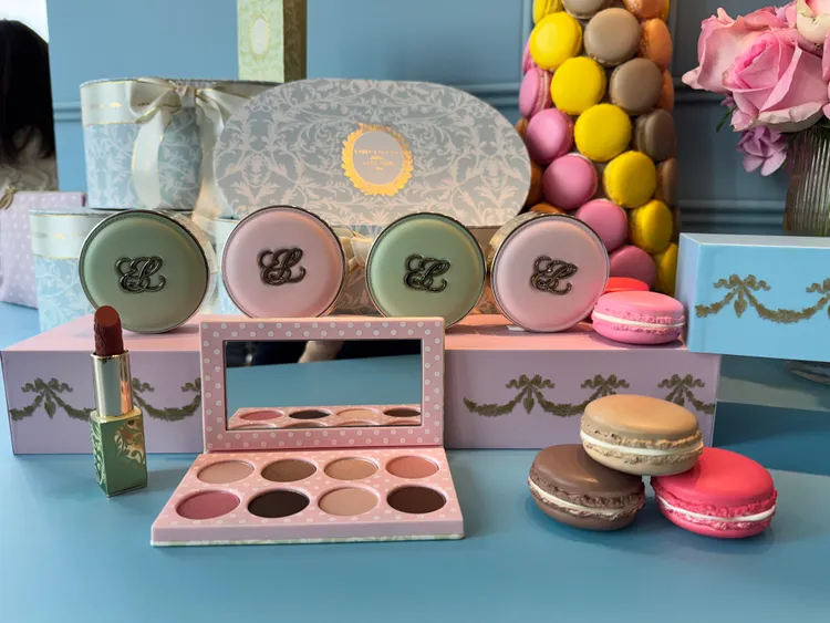 雅詩蘭黛 x Ladurée聯名彩妝。張家玲攝
