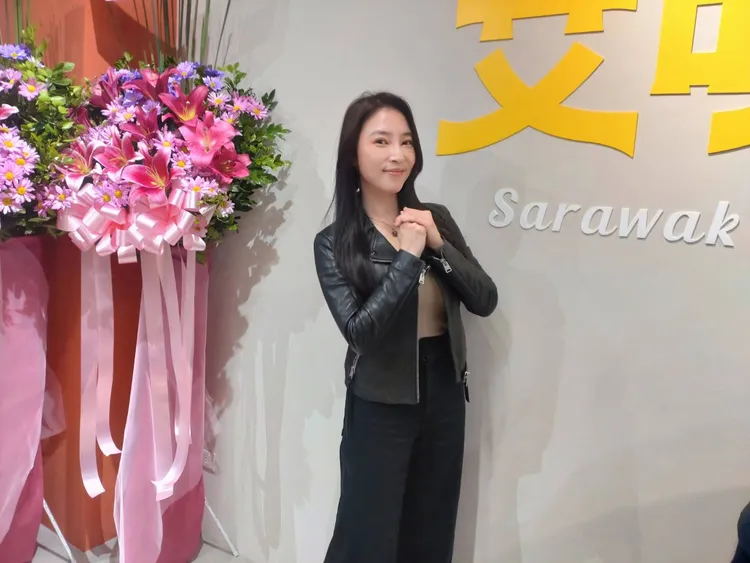 張家瑋昨出席活動活靈活現分享菲律賓遊學趣事。王思穎攝