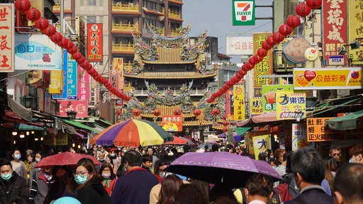 第2個2000萬頭獎出爐!財神降新竹廟口 夫妻中獎全場沸騰